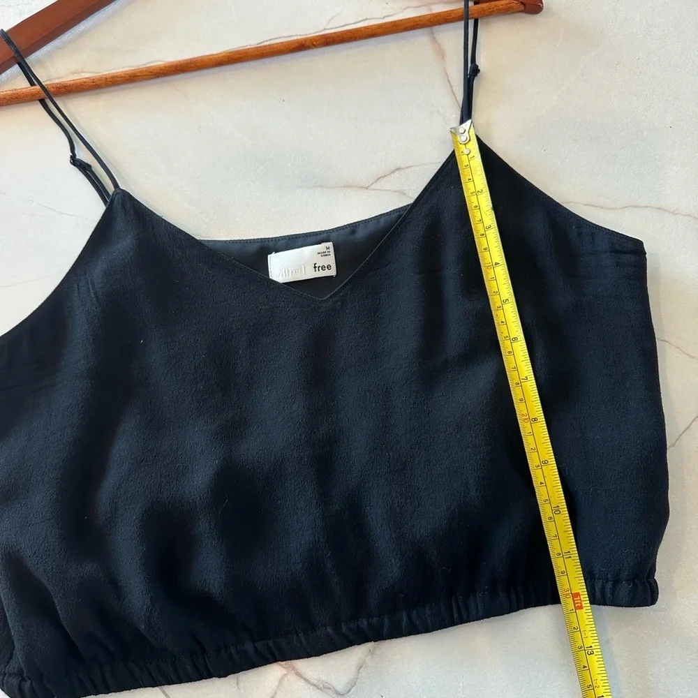 Aritzia Wilfred Free Black Spaghetti Cropped Tank Top - Picture 5 of 6